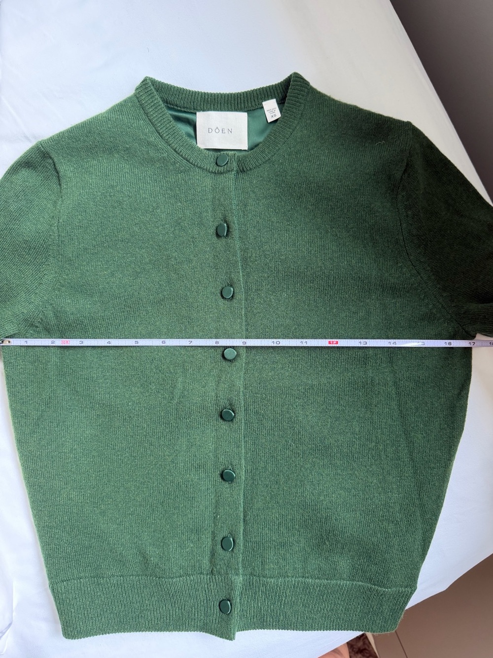 Doen Tess 3/4 Sleeve Wool and Cashmere Cardigan Sweater in Ivy - Picture 9 of 10